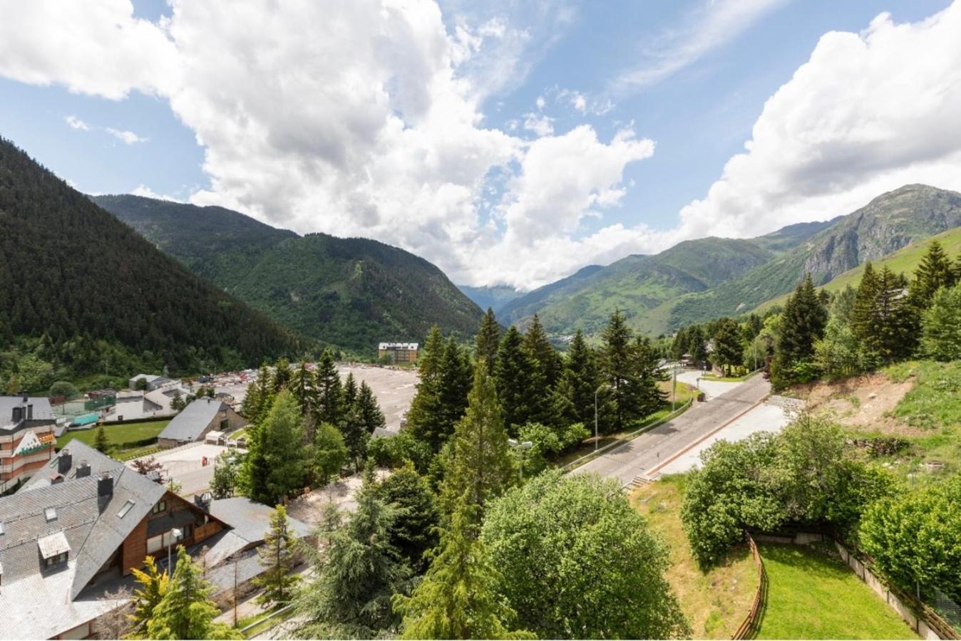 Chic Humaralet, Pie De Pistas, Free Parking Apartment Бакейра-Берет Екстериор снимка